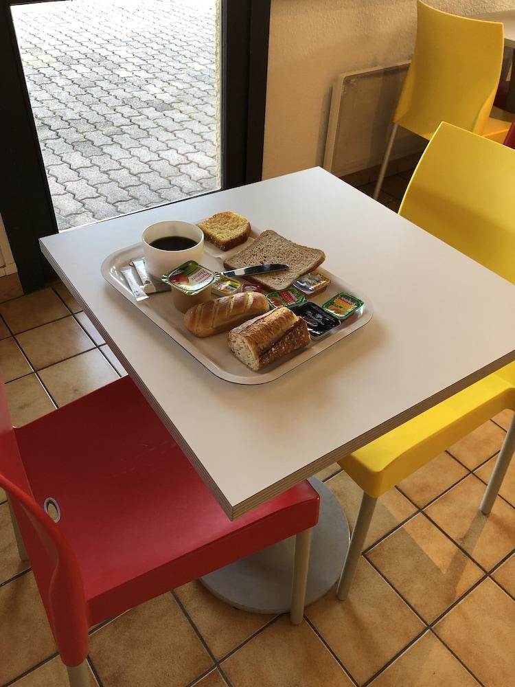 Hotel Bhoma Troyes La Chapelle-Saint-Luc Εξωτερικό φωτογραφία