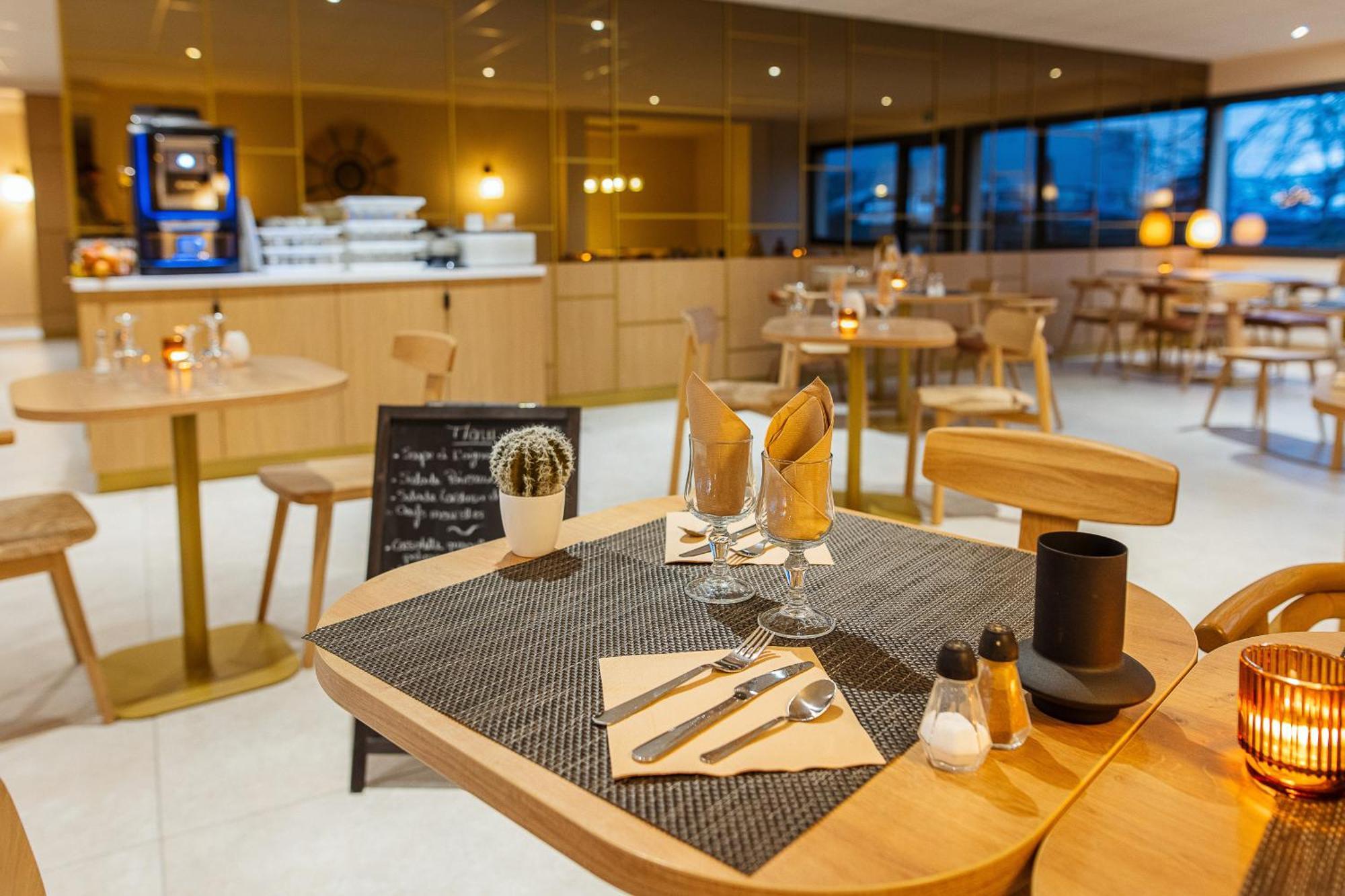 Hotel Bhoma Troyes La Chapelle-Saint-Luc Εξωτερικό φωτογραφία