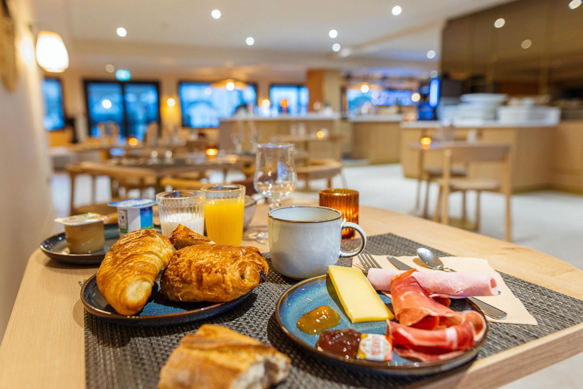 Hotel Bhoma Troyes La Chapelle-Saint-Luc Εξωτερικό φωτογραφία