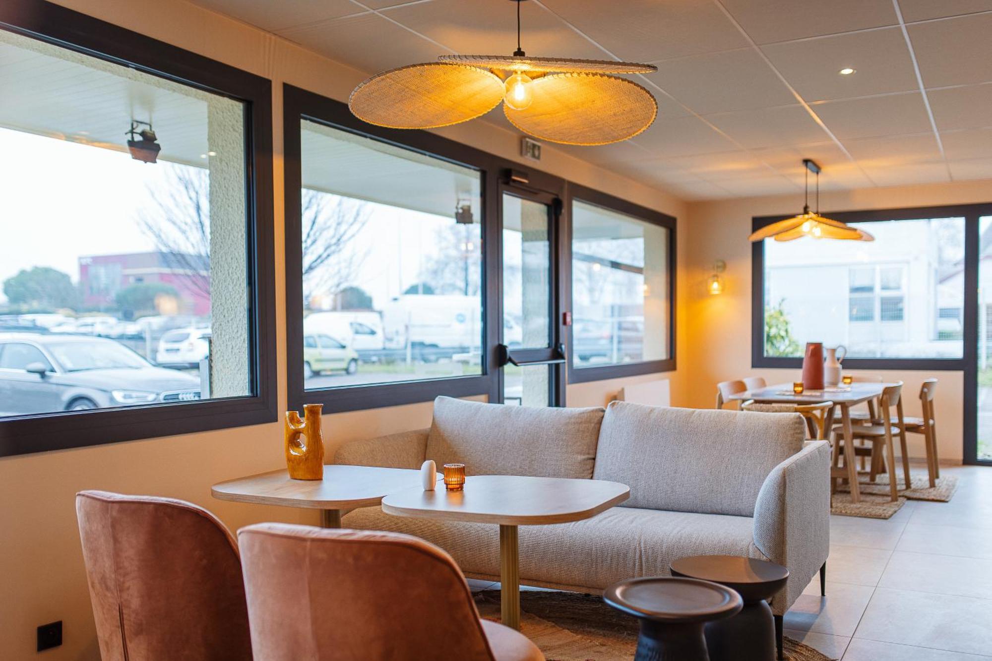 Hotel Bhoma Troyes La Chapelle-Saint-Luc Εξωτερικό φωτογραφία