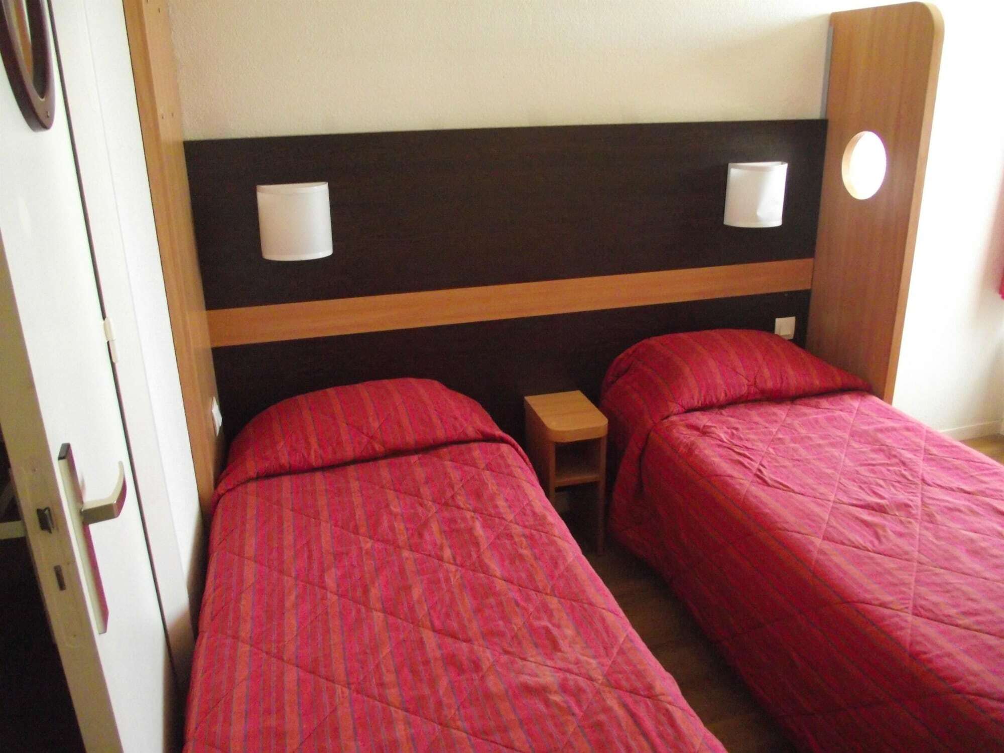 Hotel Bhoma Troyes La Chapelle-Saint-Luc Εξωτερικό φωτογραφία